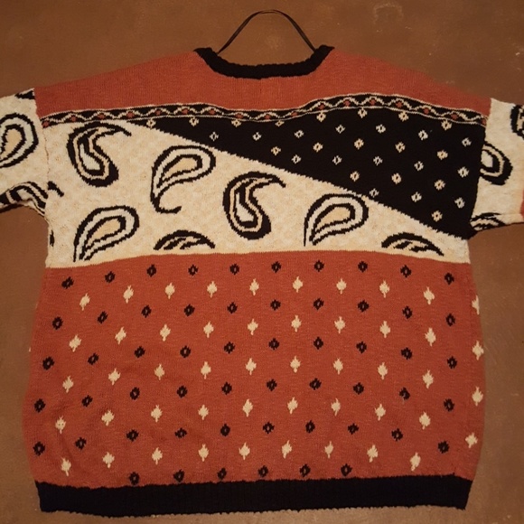 Womens Volcom sweater - Picture 3 of 3